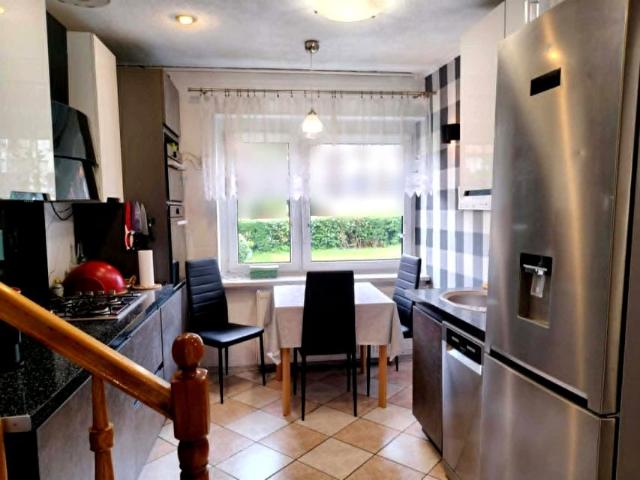 Mieszkanie 80 m², Wałbrzych