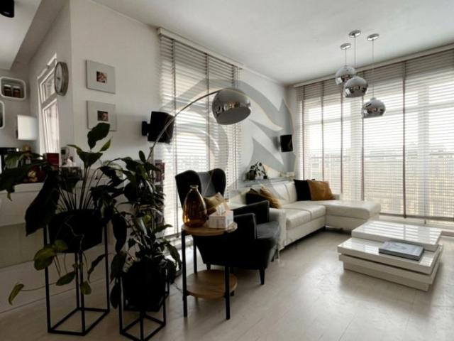 Mieszkanie 83 m², Warszawa