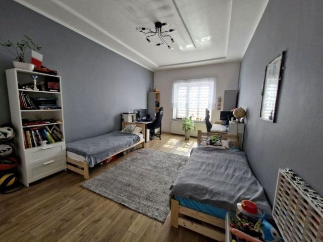 Mieszkanie 94 m², Wałbrzych