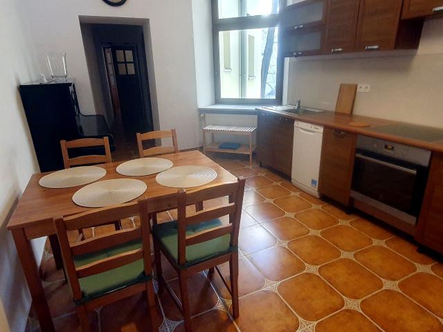 Mieszkanie 94 m² z kuchnią z oknem na wynajem Kraków, Stare Miasto