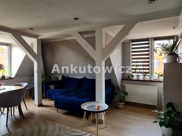 Mieszkanie 90 m², Lubin