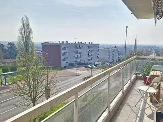 Migennes 89400 Achat / Vente appartement 2 pièces t2 au dernier étage cave