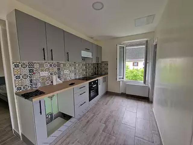 Migennes 89400 Location appartement 2 pièces t2 au dernier étage