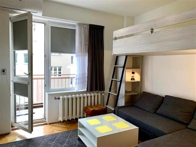 Mikrokawalerka kawalerka z aneksem kuchennym 18,70 m² na wynajem Gdynia