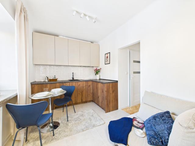 Mikrokawalerka kawalerka z oddzielną kuchnią 22 m² na wynajem Warszawa, Wola