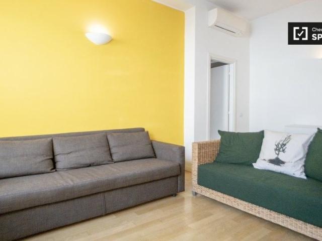 milan, Lombardy 20121