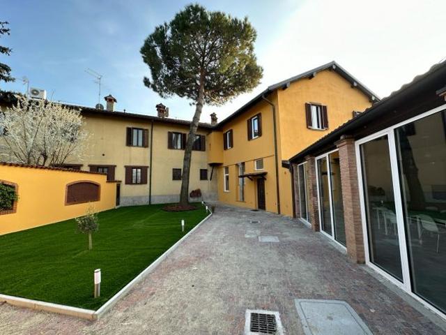 Milano Affittasi unit immobiliare con bagno privato