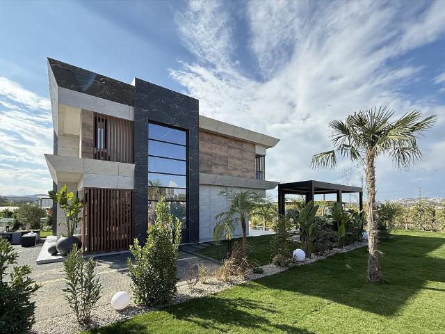 Milas, Bozbük, Milas, Muğla, 170 m2