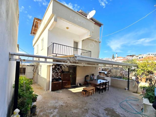 Milas Kazıklı Köy İçerisinde 3+1 Müstakil Yazlık