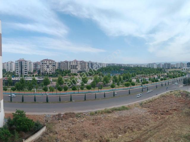 Milet Bahçesi Yanı Satılık Daire