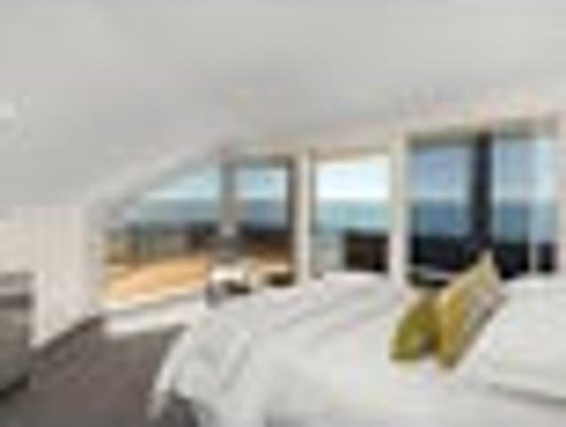 Milford, 3 bedrooms, $2300 pw