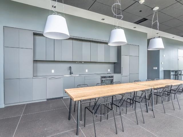 MILHAUS Outremont 3 Bedroom Apartment for Rent at 1250 Av Thérèse Lavoie Roux, Montréal, QC H2V 0B2 Outremont