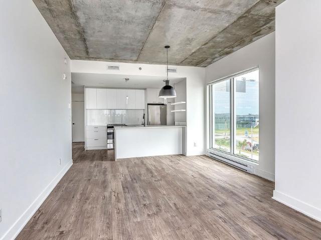 Milhaus Condo apartments for rent in Outremont