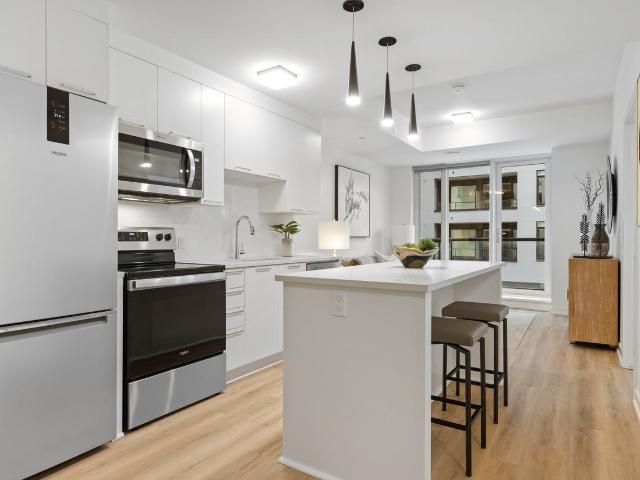 Milieu & Ballantyne Apartments 2 Bedroom Apartment for Rent at 10 & 10 Oblats, Ottawa, ON K1S 5X4 Old Ottawa East