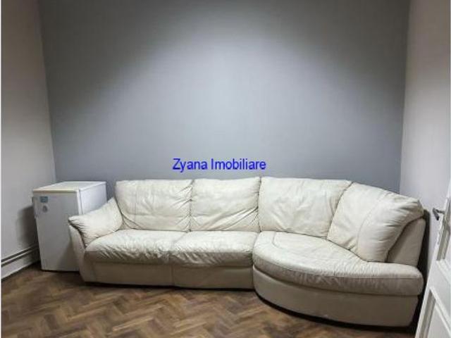 MILITARI UVERTURII CASA BIROURI After School 100 MP. 3 CAMERE
