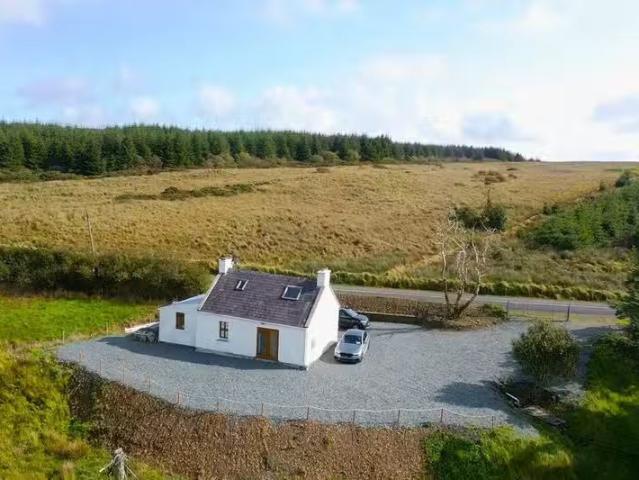 Milleenduff, Rockchapel, Co. Cork, P51CD52 is for sale