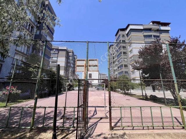 Millet Mah Tercih Park'ta Uludağ Manzaralı Satılık 3+1 Dairesi