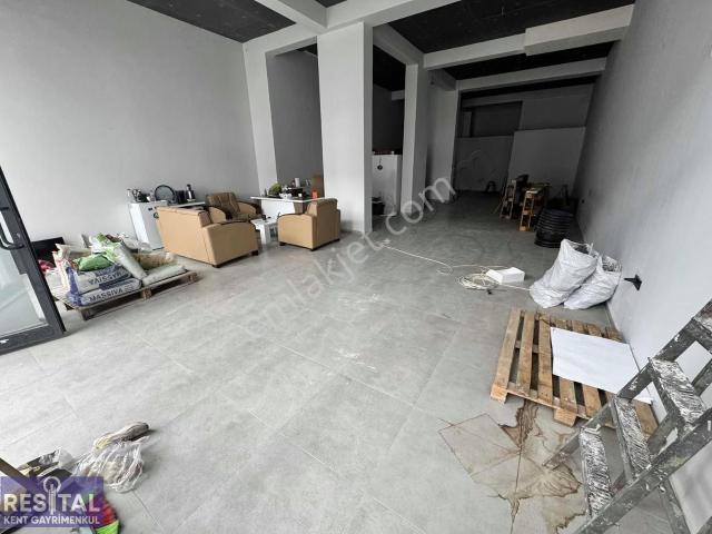 Millet Mahallesinde Kurumsal Firmalara Kiralık 115 M2 Dükkan