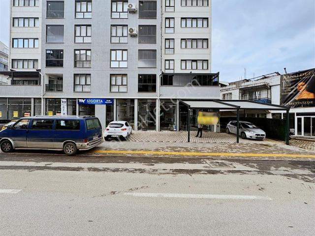 Millet Mahallesi'nde Satılık 115 Metre² 7 Metre Cepheli Dükkan