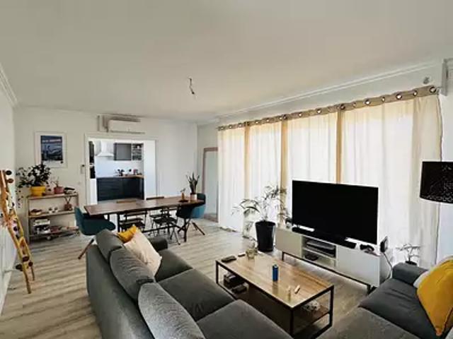 Milly la Forêt 91490 Location appartement 4 pièces t4 au dernier étage terrasse