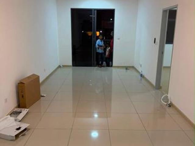 Mira Shorea for Rent with Balcony