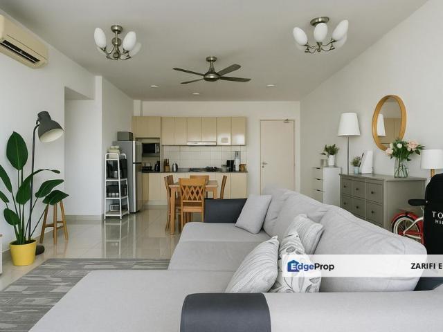Mirage By The Lake Condominium