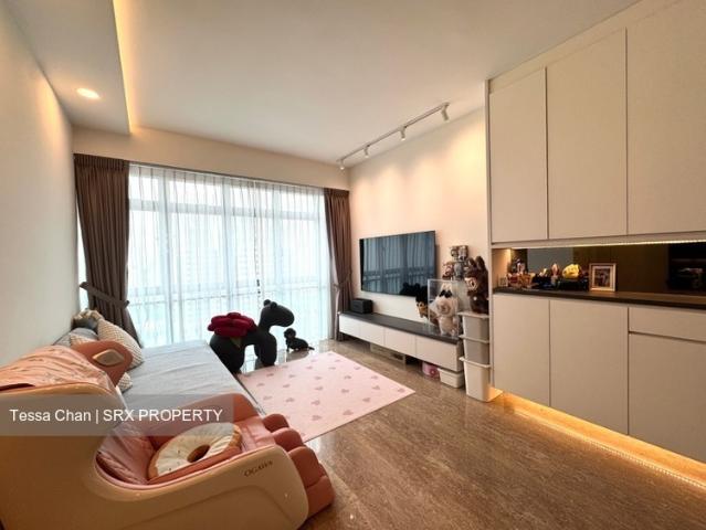 Mirage Tower D9, Condominium