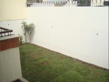 Miraflores Ca. J. Guillermo Leguía Casa 3D y 2C, F/Parque, P/remodelar P/4 piso