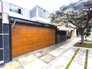 MIRAFLORES LA AURORA CASA EN VENTA