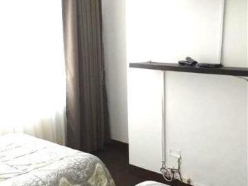 Miraflores zona super centrica departamento 2dorm amoblado vista calle