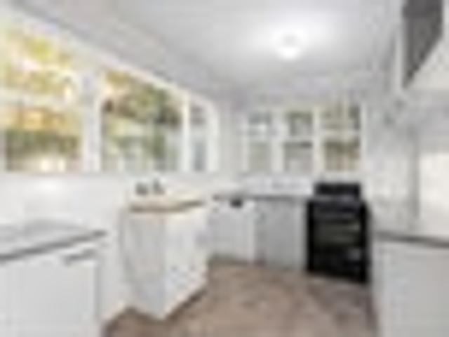 Miramar, 2 bedrooms, $550 pw