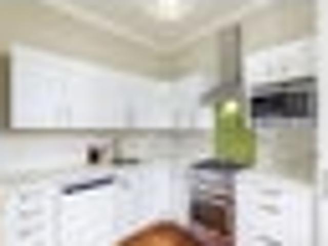 Miramar, 3 bedrooms, $700 pw