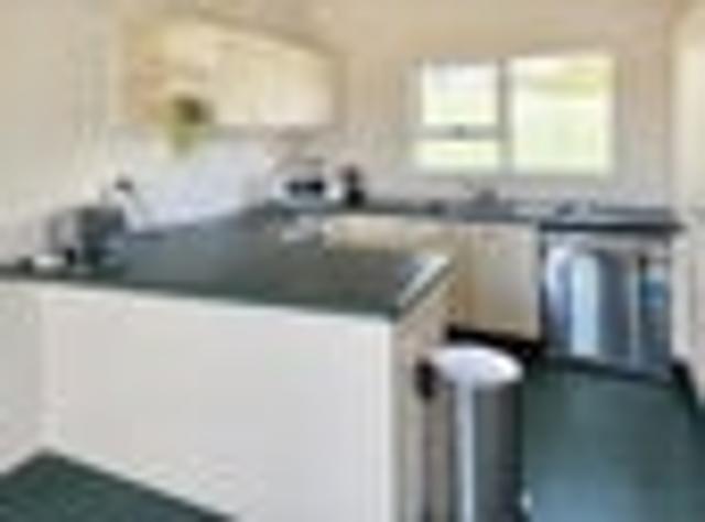 Miramar, 4 bedrooms, $650 pw