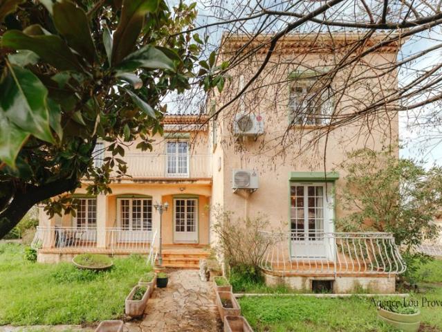 MIRAMAS MAISON SPACIEUSE
