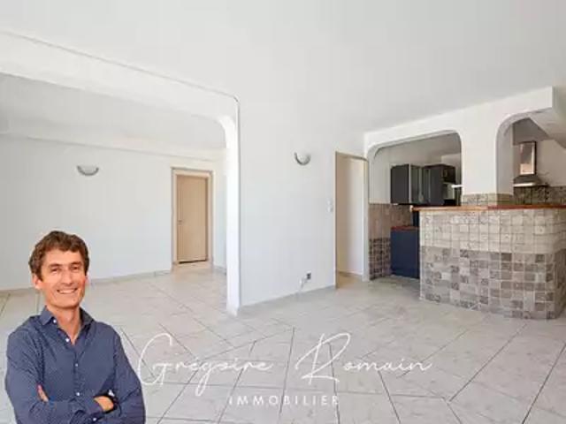 Miramas 13140 Achat / Vente appartement 4 pièces t4 au dernier étage cave