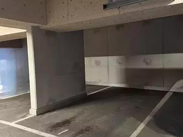 Miramas 13140 Achat / Vente parking au dernier étage