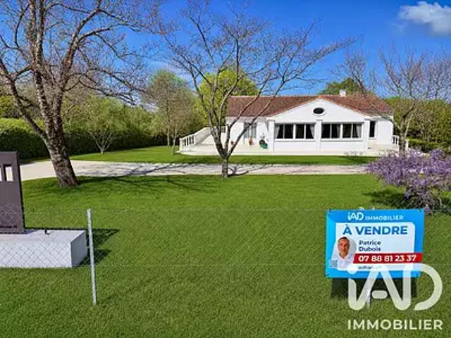 Mirambeau 17150 Achat / Vente maison 5 pièces t5 parking