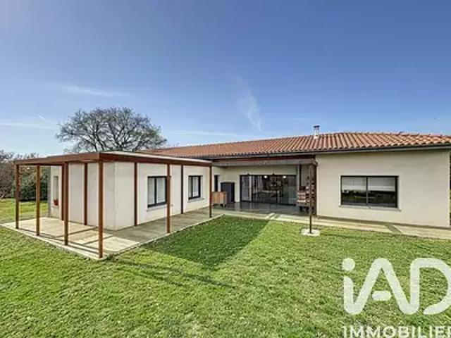 Mirande 32300 Achat / Vente maison 7 pièces t7 parking