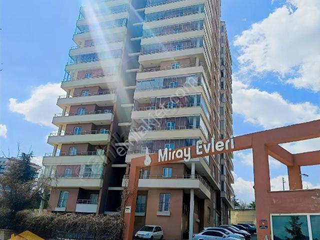 Miray Evleri'nde Full Yapılı Satılık 3+1 Site Dairesi