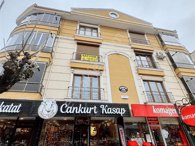 Mir'den Bahçelievler Tek. Lise Cad. Üzeri Ara Kat Satılık 3+1