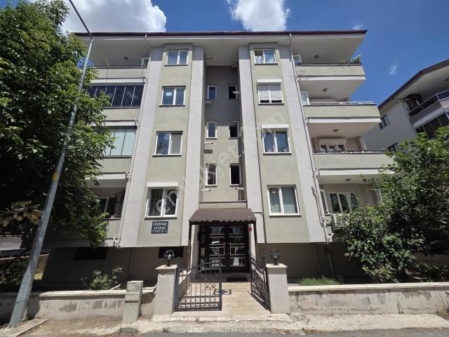 Mir'den Bahçelievler'de Satılık Park Manzaralı Kiracılı3+1 Daire