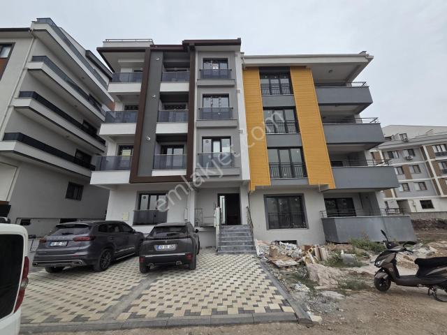 Mir'den Balıkesir Bahçelievler'de 1+1 Asansörlü Kiralık Daire