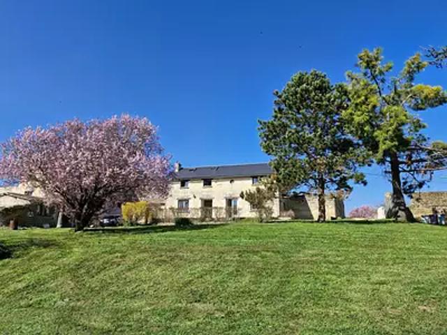 Mirebeau 86110 Achat / Vente maison 5 pièces t5