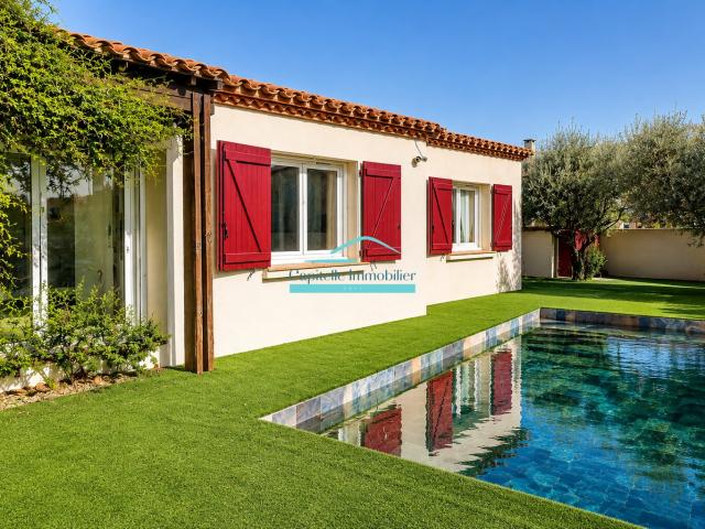 Mireval Maison T5 122 m2 sur 586m2 de Parcelle piscine et garage