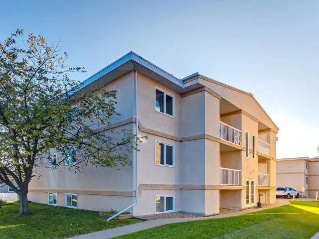 Mirror Lake Apartments 2 Bedroom Apartment for Rent at 4908 53 St, Camrose, AB T4V 1Z1
