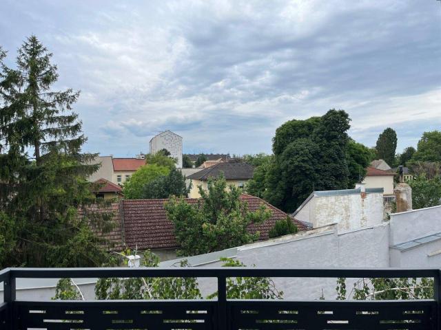 Mischekgasse hofseitige Garconniere mit Balkon zu vermieten