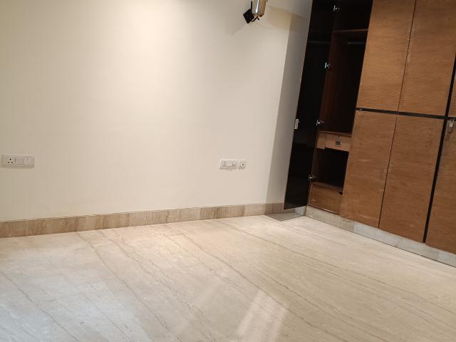 Mishra Property 6 Bedroom 508 Sq. Yd. Independent House in New Friends Colony Delhi Listing ID: #10084