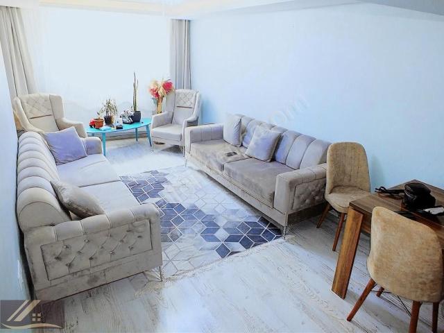 Mislife'tan Girne Caddesi Arkasında 2+1 80 M2 Giriş Altı
