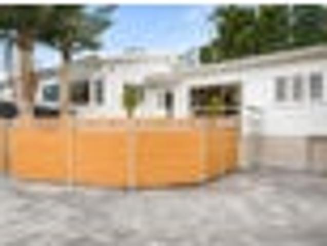 Mission Bay, 2 bedrooms, $750 pw