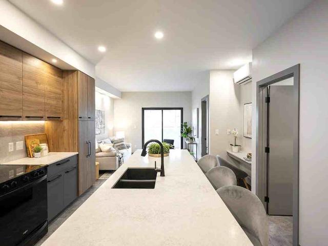 Mission Landing 2 Bedroom Apartment for Rent at 8 Mission Rd Sw, Calgary, AB T2S 3A3 Erlton